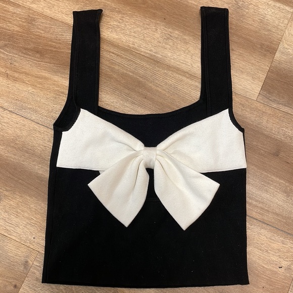 New Women’s Maeve Back-Bow Sweater Tank By Anthropologie!!🔥🔥🔥 - Picture 10 of 11